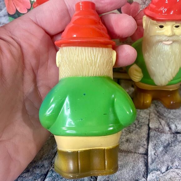 Gnome Patio Replacement Bulb Covers Gnome Decor Lightweight Plastic - Picture 5 of 5